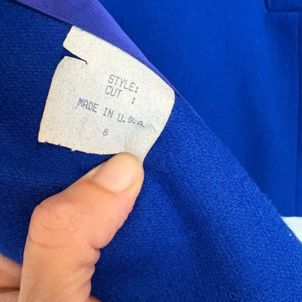 100% wool blue blazer Made in USA Size 8 One-button I recommend measuring yourse